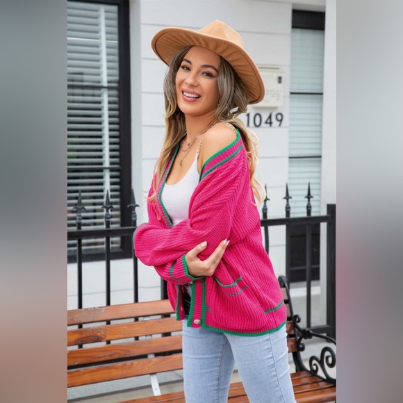 Waffle Knit V-Neck Cardigan with Pocket - Picture 9 of 12